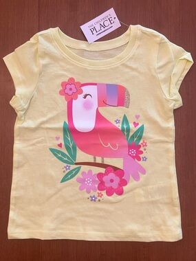 2T Girls' Tropical Toucan Graphic Tee. Yellow.